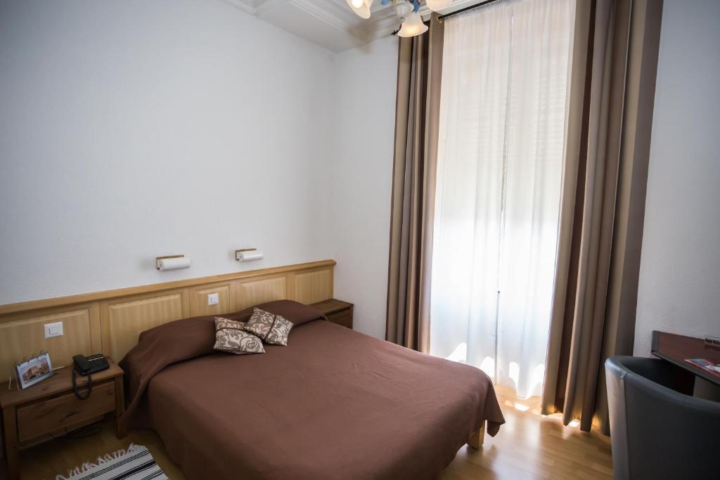 Hotel Des Tourelles Γενεύη Δωμάτιο φωτογραφία