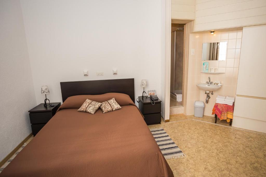 Hotel Des Tourelles Γενεύη Δωμάτιο φωτογραφία